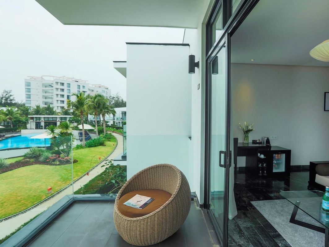 Melia Danang Beach Resort фото 45