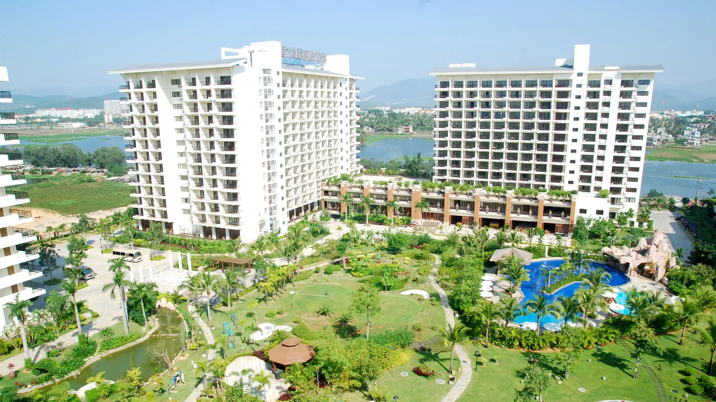 Sanya Yuhai Hot Spring Resort Hotel фото 23