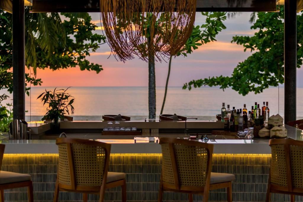 Outrigger Khao Lak Beach Resort фото 146