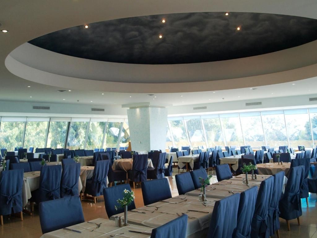 Calypso Beach Hotel фото 20