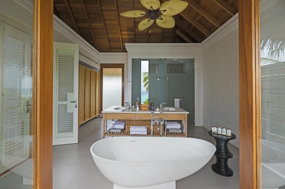 Dusit Thani Maldives фото 60