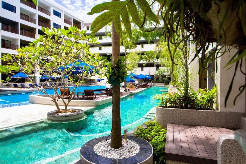 Deevana Plaza Phuket фото 105