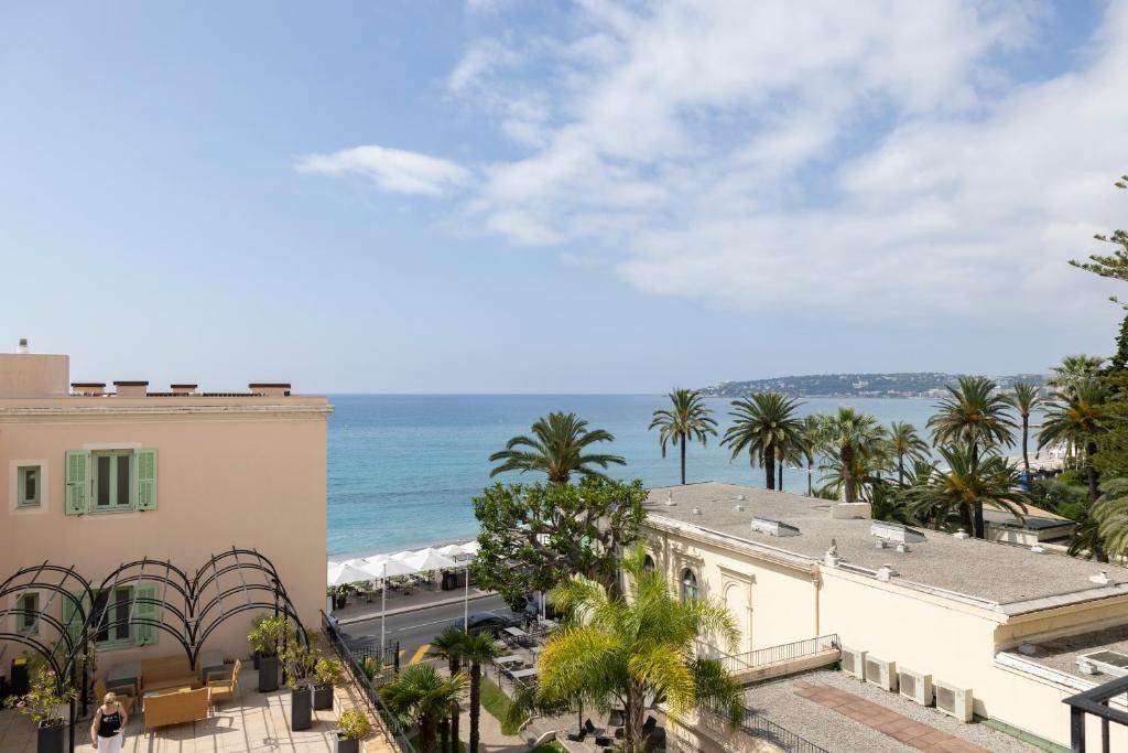 Hôtel Vacances Bleues Balmoral фото 15