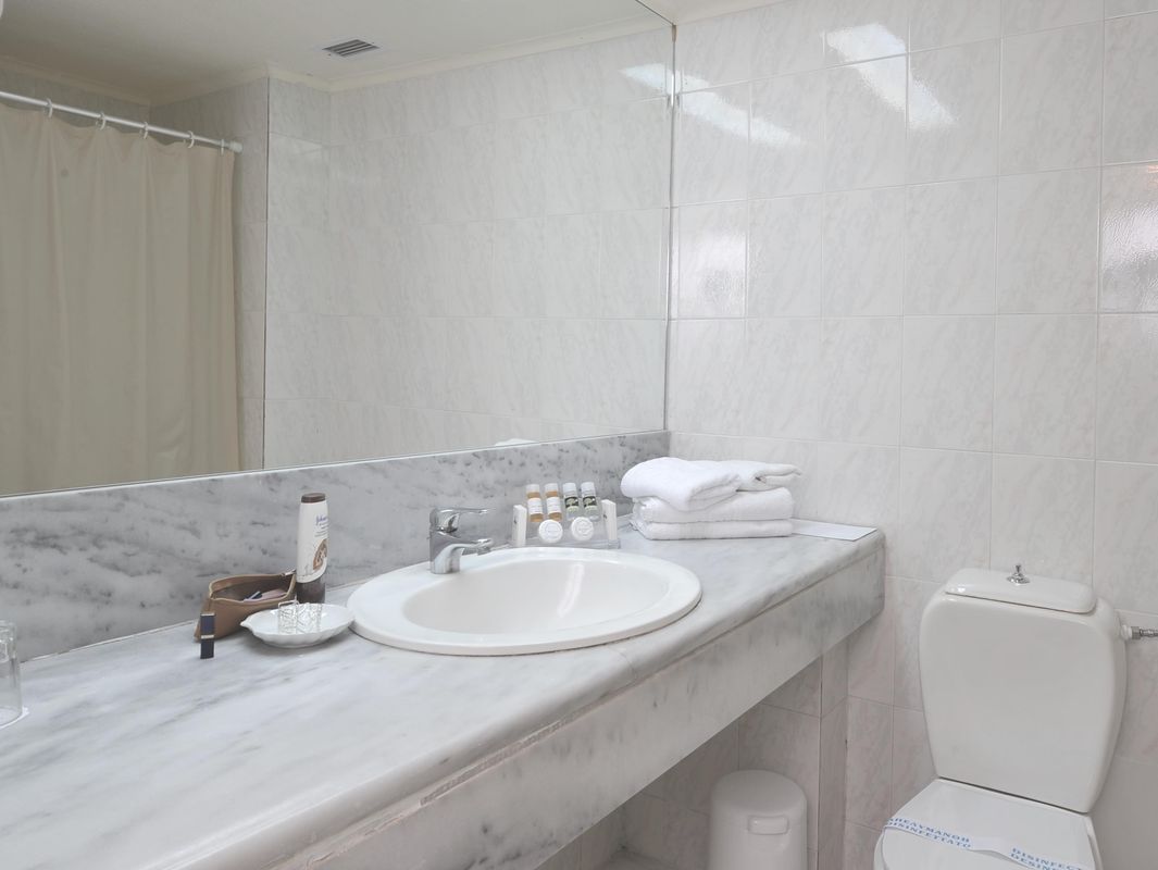 King Saron Hotel фото 2