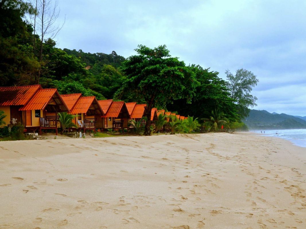 White Sand Beach Resort фото 4