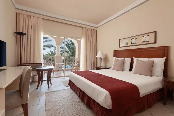 JAZ Almaza Beach Resort фото 3