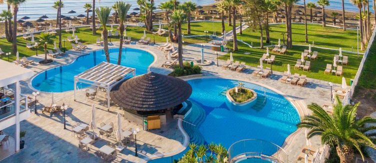 Фото отеля Golden Bay Beach Hotel