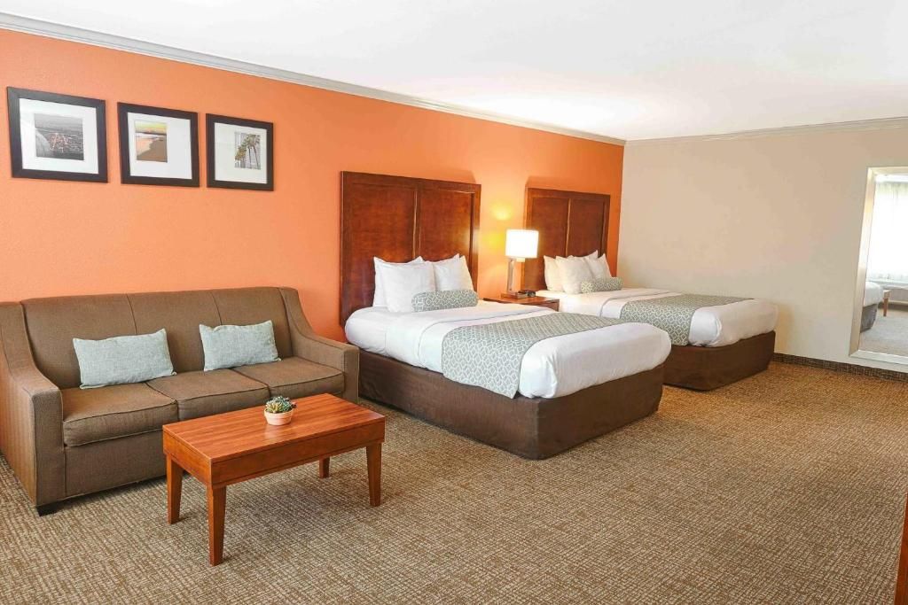 Comfort Inn Near Old Town Pasadena in Eagle Rock CA фото 79