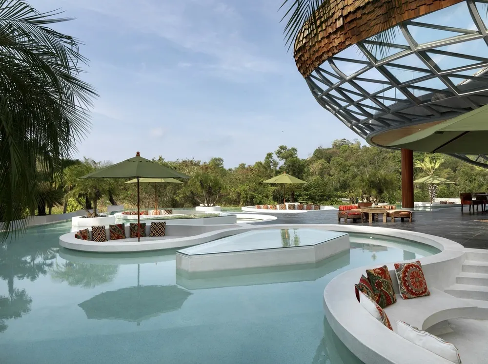 Wyndham Grand Nai Harn Beach Phuket фото 35