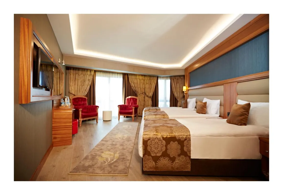 Ilkbal Deluxe Hotel Istanbul фото 2