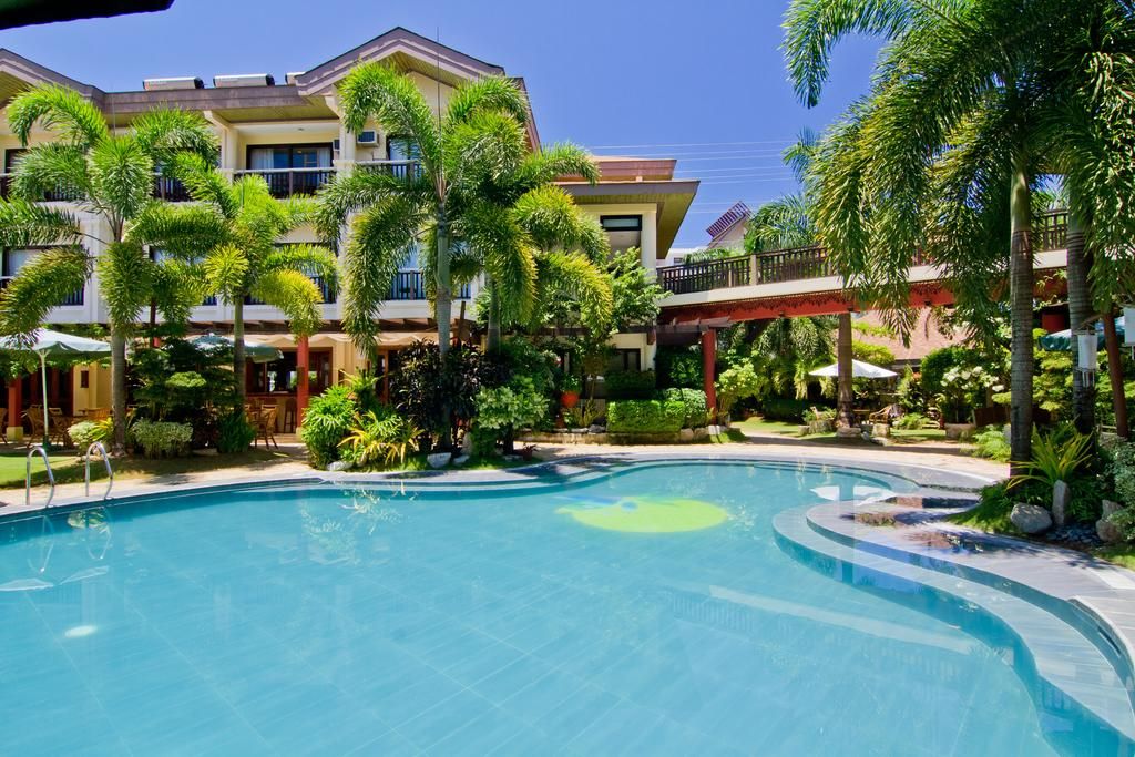 Boracay Tropics Resort Hotel фото 0