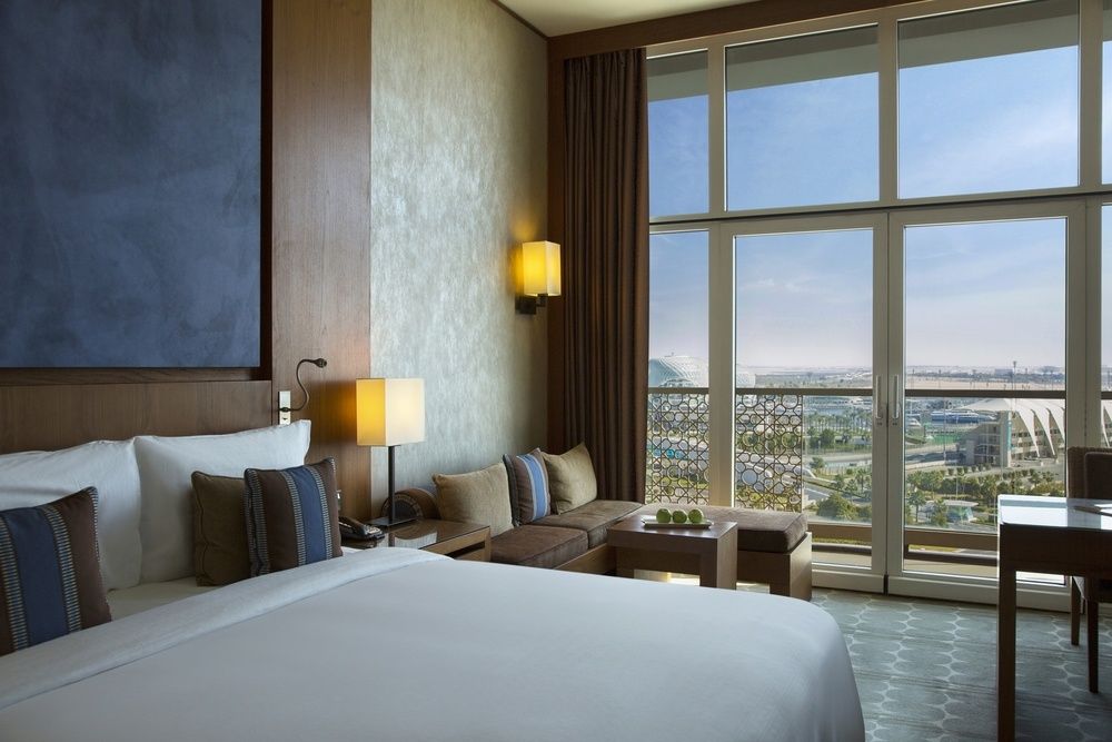 Yas Plaza Marina by IHG фото 66