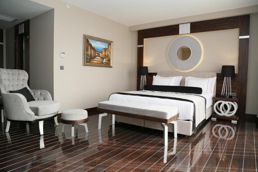 Ramada Hotel & Suites by Wyndham Istanbul Sisli фото 36