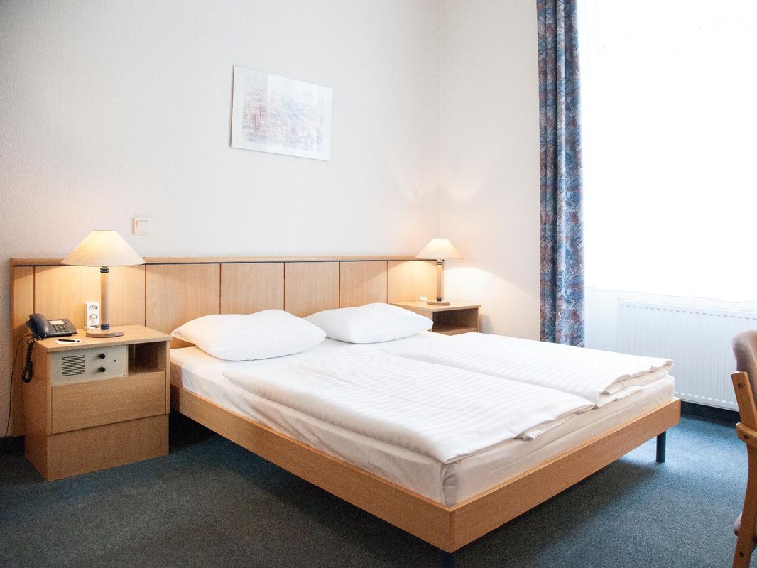 City Hotel Ring фото 6