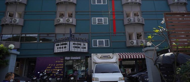 Фото отеля Josh Hotel