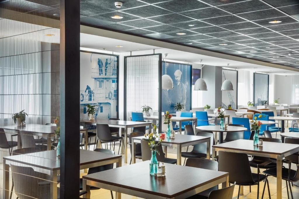 Holiday Inn Express Rotterdam - Central Station фото 10