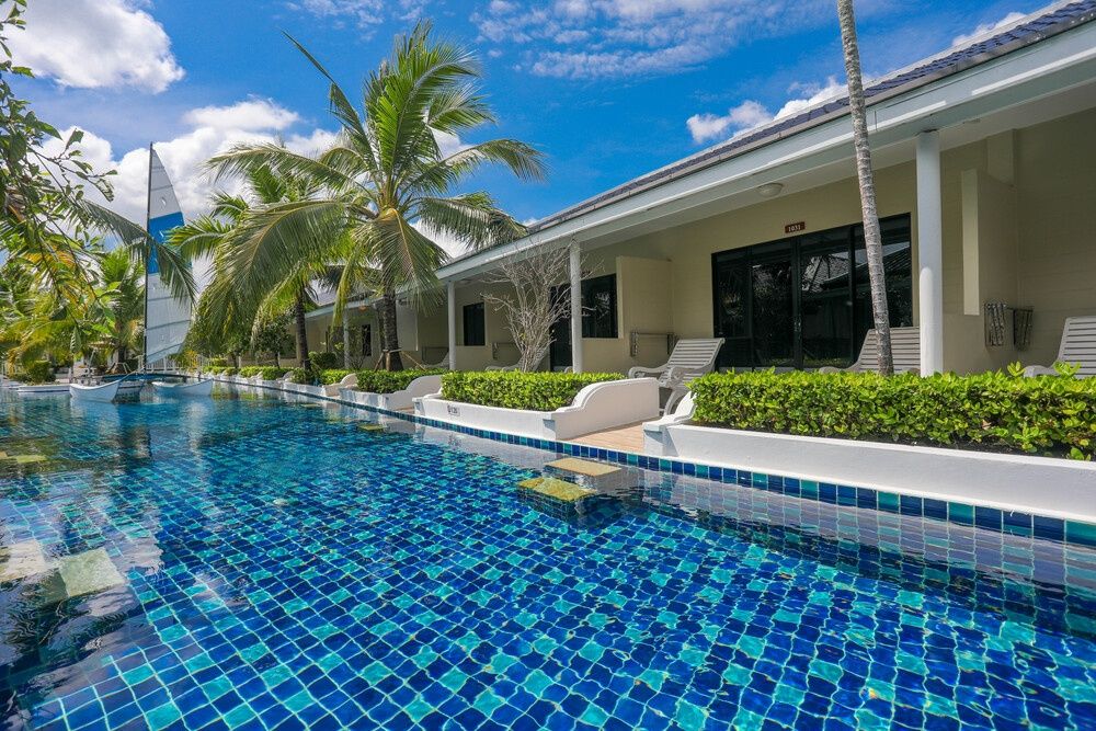 Tuana Hotels Brook Pool Access фото 42