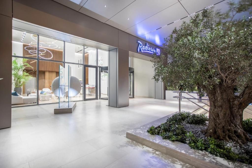 Radisson Blu Hotel, Larnaca фото 14
