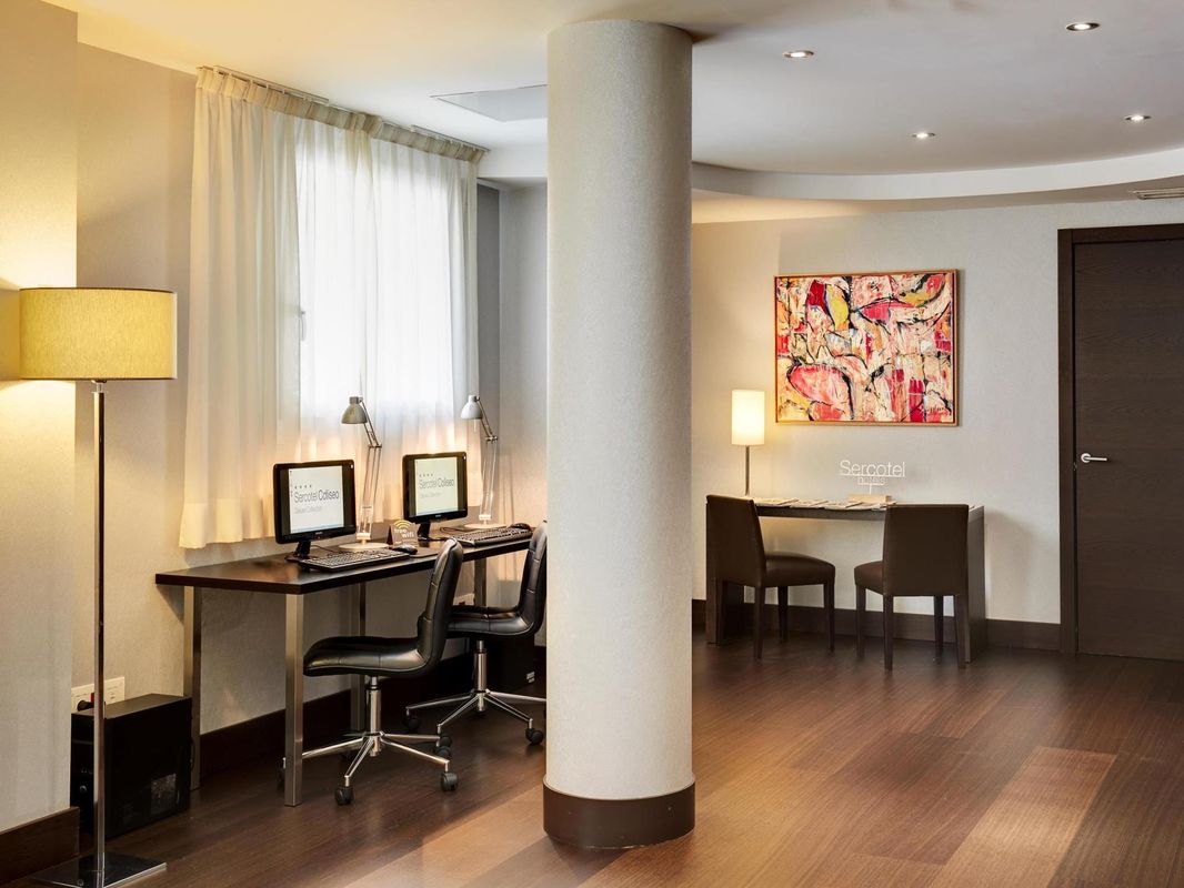 Sercotel Coliseo Bilbao Hotel фото 7