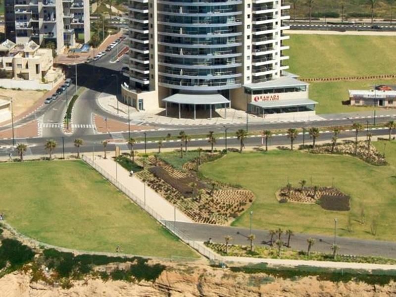 Ramada Hotel and Suites Netanya фото 4
