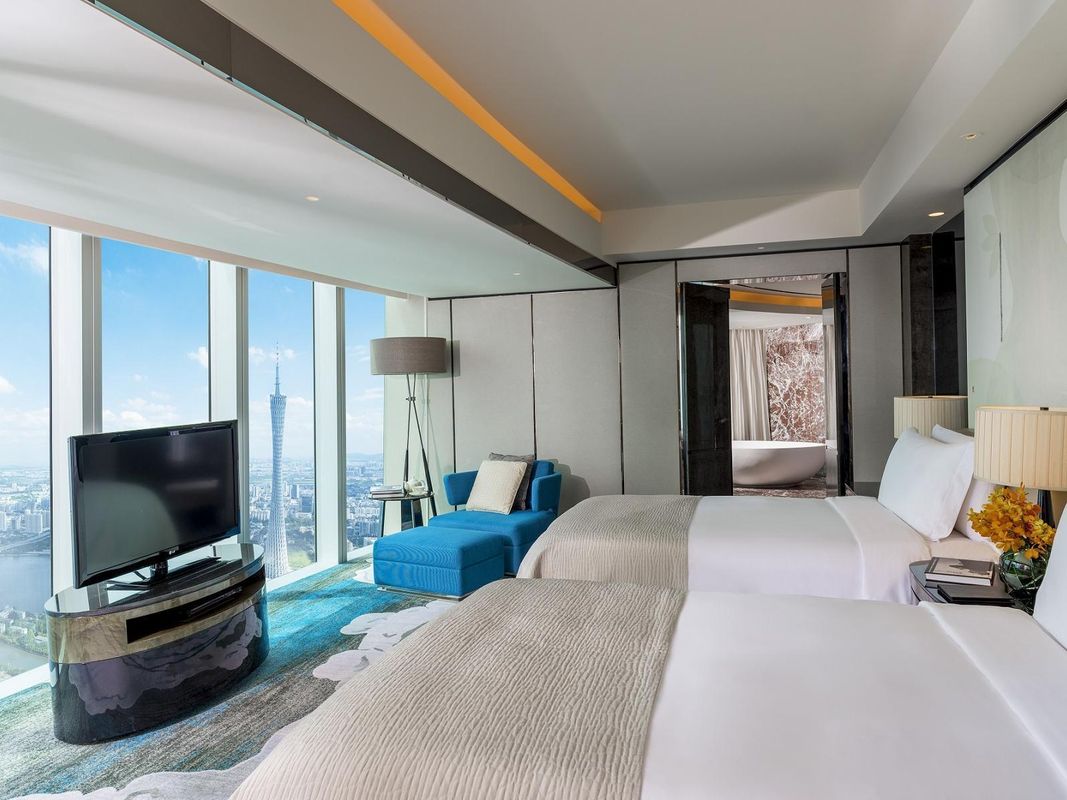 Four Seasons Hotel фото 6