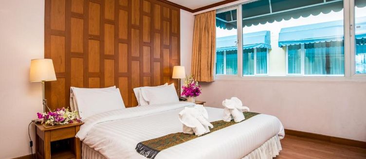 Фото отеля New Siam Riverside