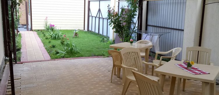 Фото отеля Гостевой дом «У Юли»