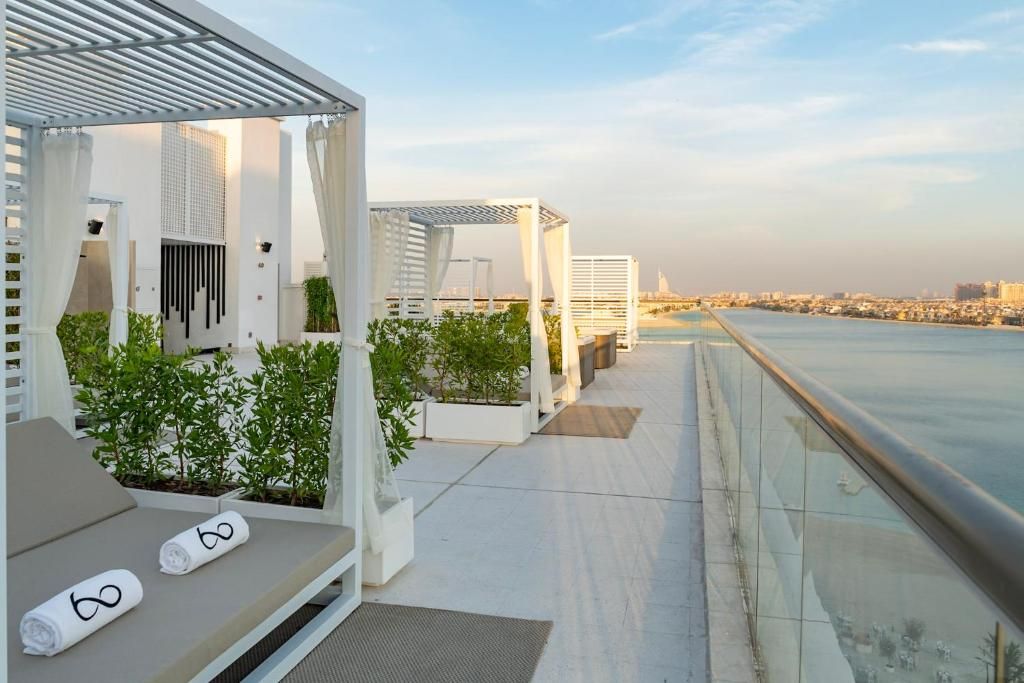Th8 Palm Dubai Beach Resort Vignette Collection фото 64