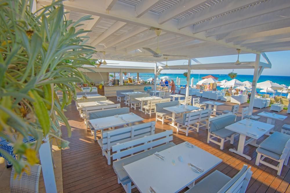 Silver Sands Beach Hotel фото 21