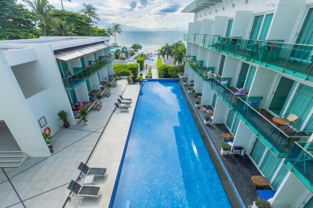 KC Beach Club & Pool Villas фото 5