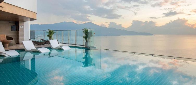 Фото отеля Radisson Hotel Danang