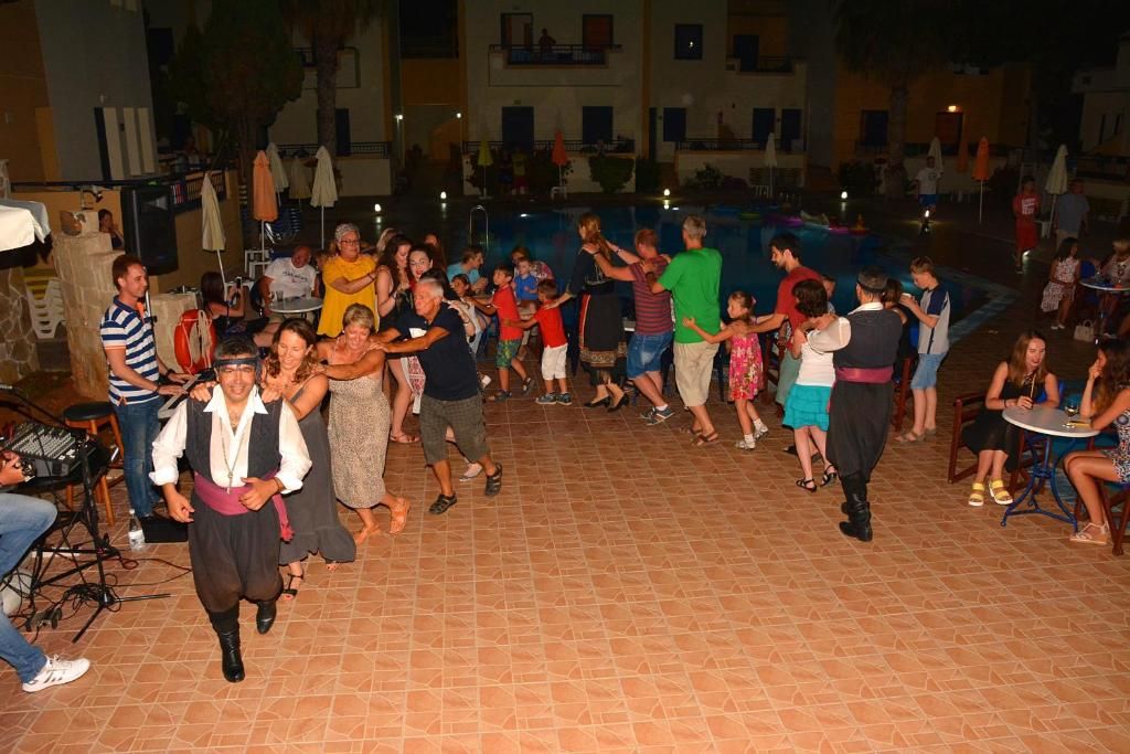Blue Aegean Hotel & Suites фото 2