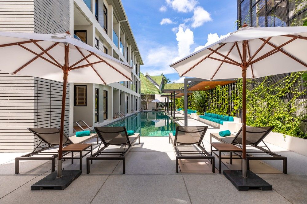 Outrigger Surin Beach Resort фото 10