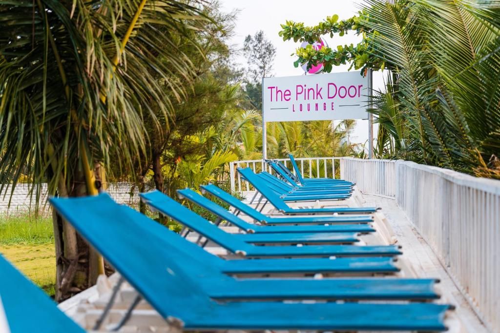 Foxoso La Beach Resort фото 36