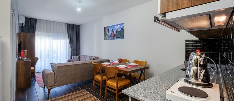 Фото отеля Grand Gulluk Hotel & Spa