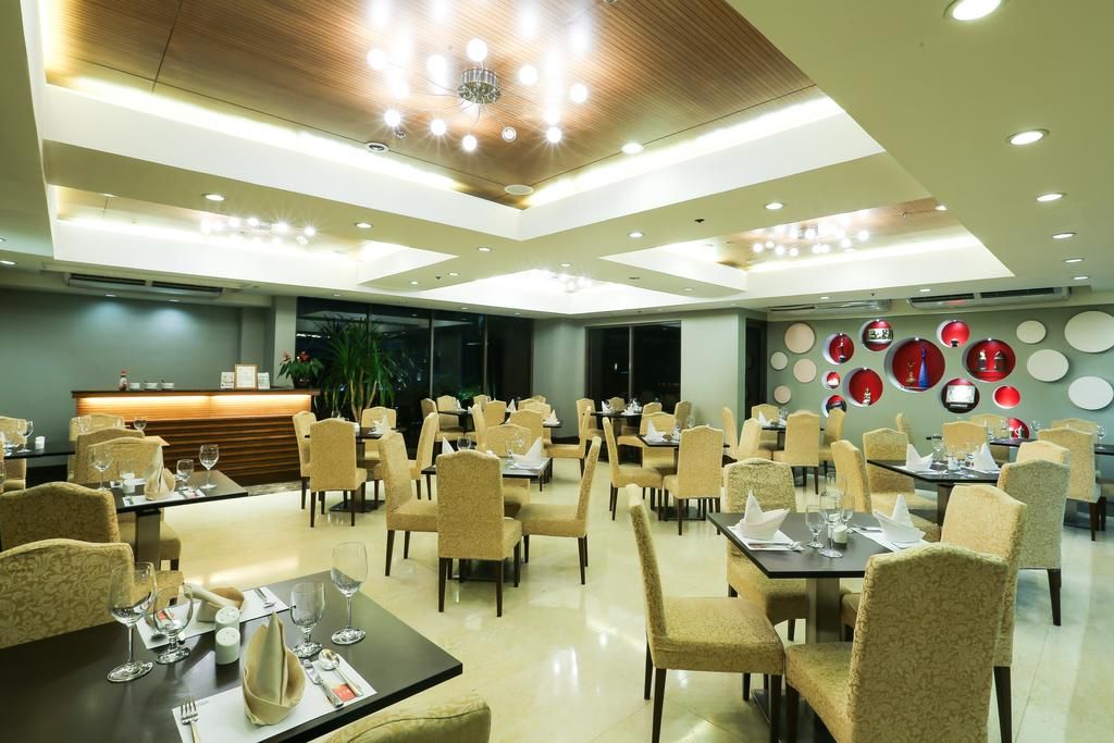 Armada Hotel Manila фото 21