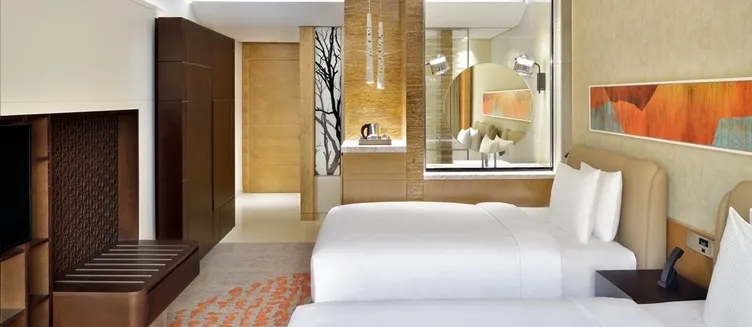 Фото отеля Crowne Plaza Dubai Marina