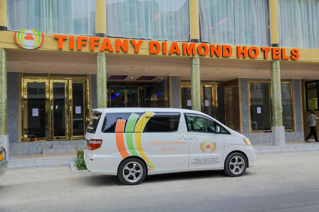 Tiffany Diamond Hotel Makunganya Street фото 0