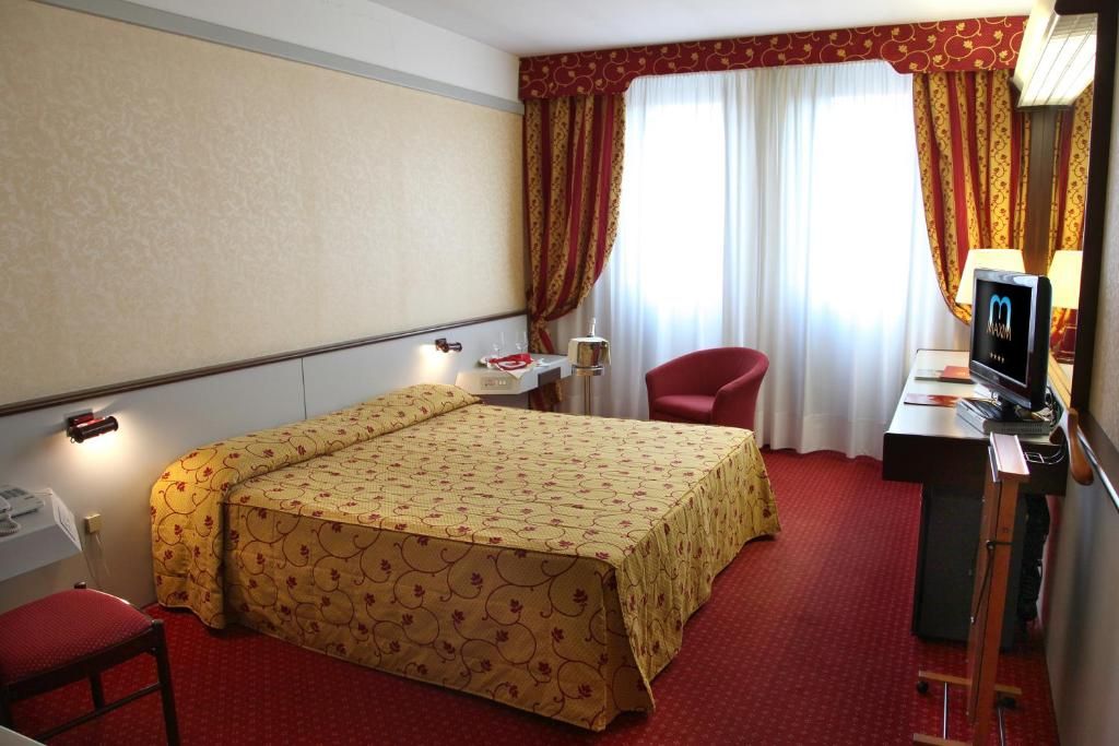 Hotel Maxim фото 27