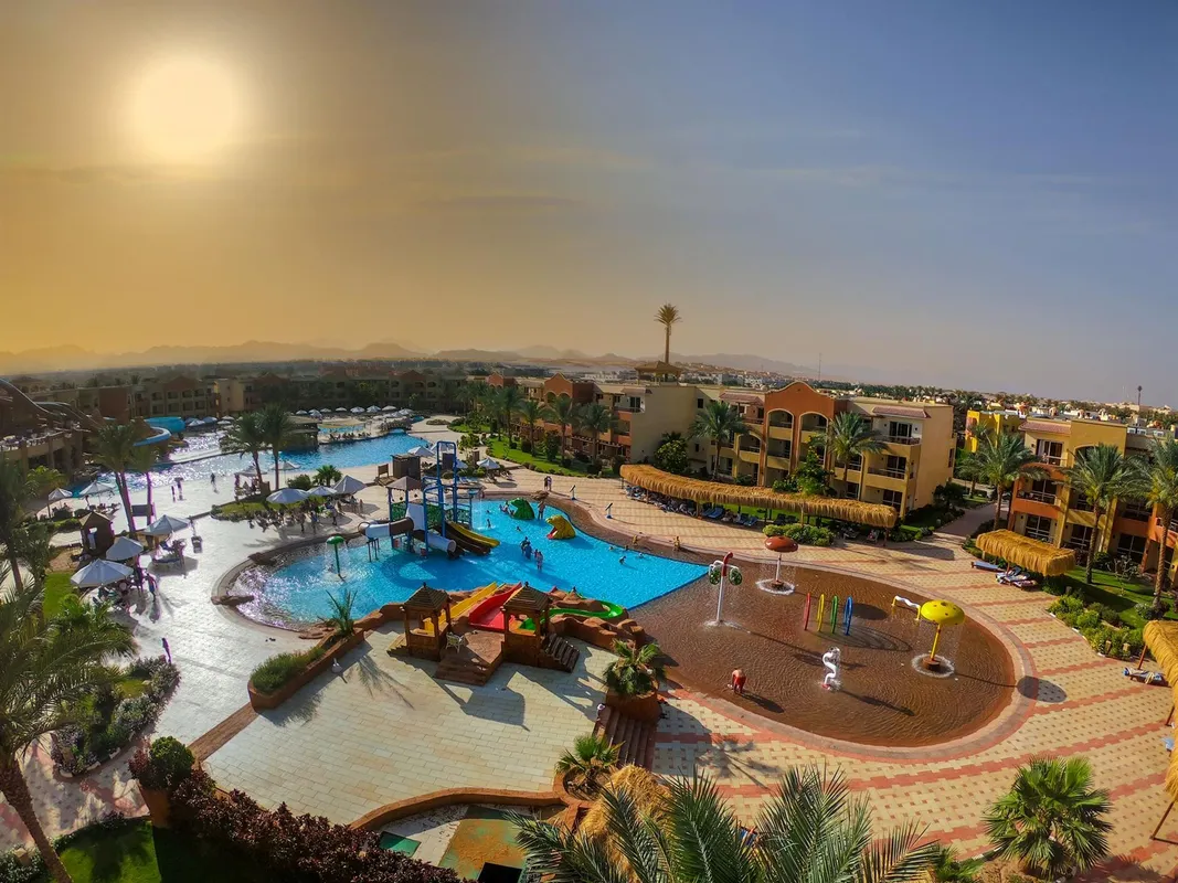 Regency Plaza Aqua Park & Spa Resort фото 10