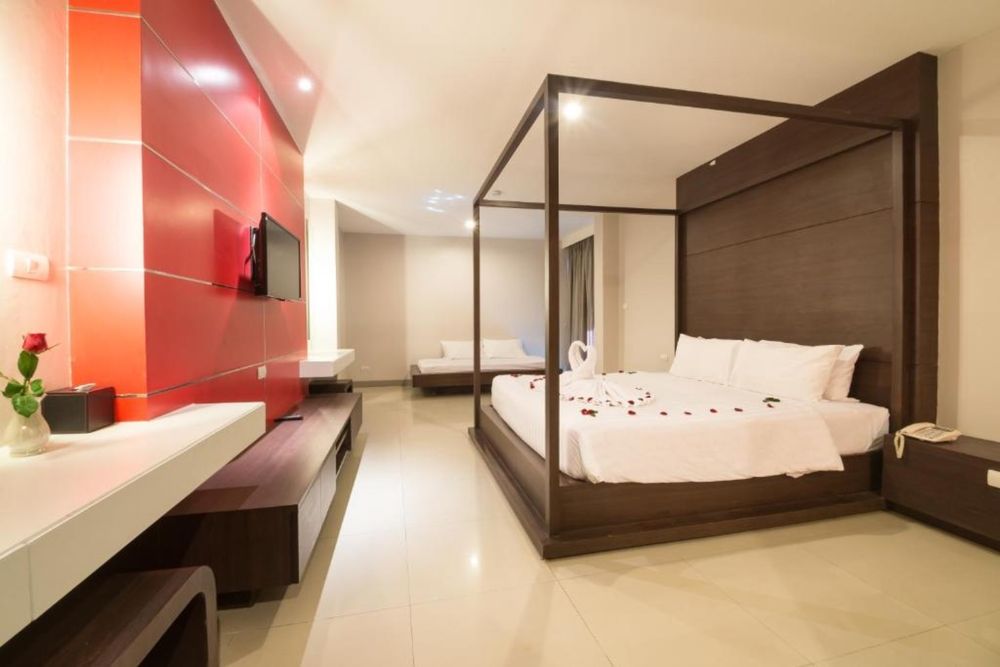 Alfresco Phuket Hotel фото 45