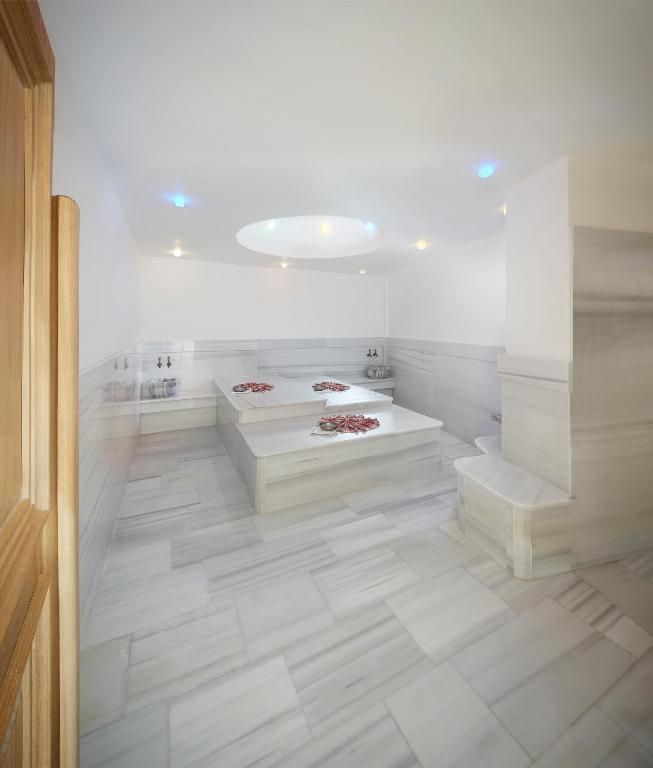 Lalila Blue Suites фото 15