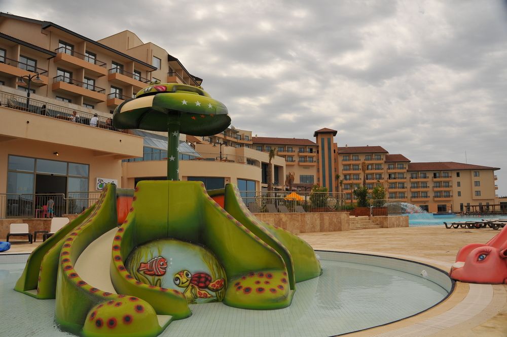 Royal Teos Thermal Resort Clinic & Spa фото 30