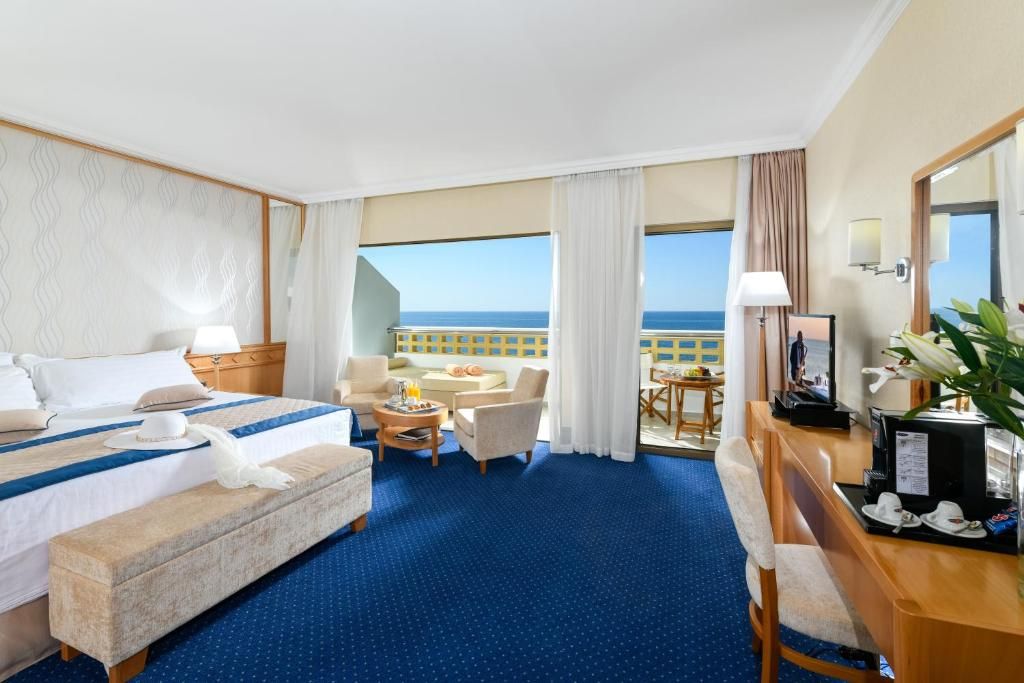 Constantinou Bros Athena Royal Beach Hotel фото 53