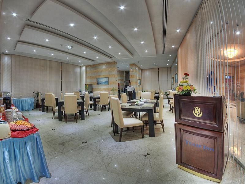 Tulip Inn Royal Suites Ajman фото 0