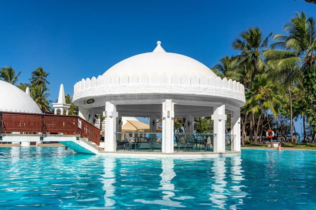 Southern Palms Beach Resort фото 25