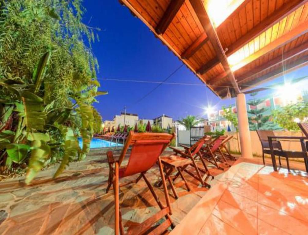 California Beach Hotel фото 12