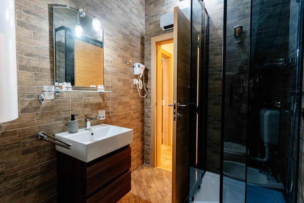 Accommodation Tianis Deluxe Rooms фото 12