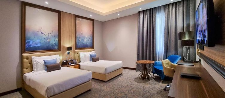 Фото отеля Millennium Place Doha
