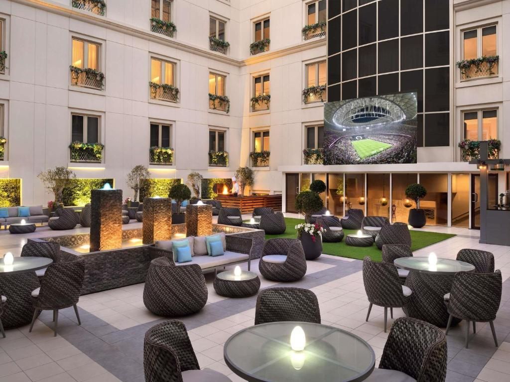 Movenpick Hotel & Apartments Bur Dubai фото 35